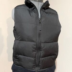 DOWN & FEATHER TIMELESS QUALITY NEW YORK FASHIONS WINTER VEST OUTERWEAR …